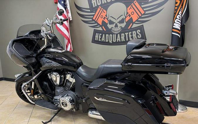 2021 Indian Motorcycle® Challenger® Limited Deepwater Metallic