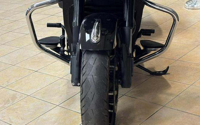 2021 Indian Motorcycle® Challenger® Limited Deepwater Metallic