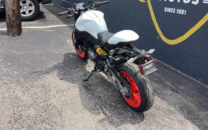 2026 Ducati MONSTER PLUS