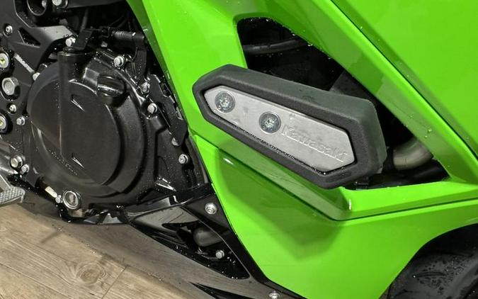 2026 Kawasaki Ninja® 500 SE ABS
