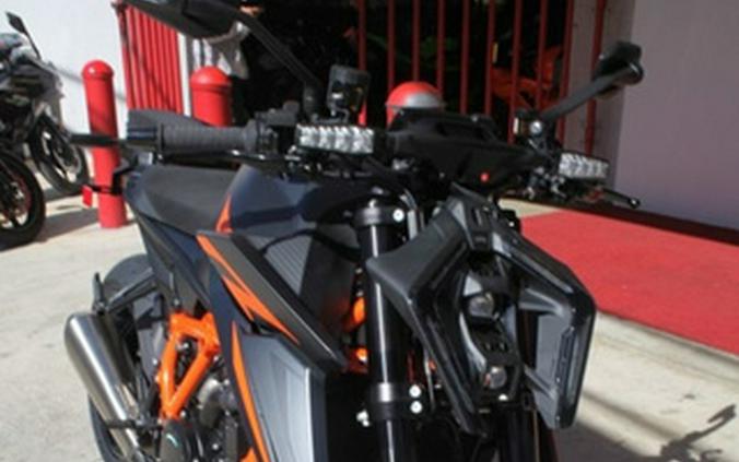 2026 KTM 1390 Super Duke R EVO