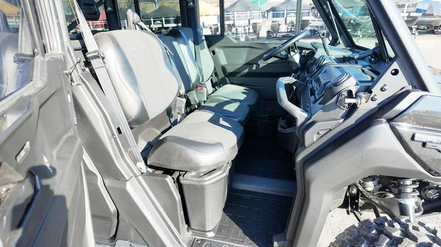 2025 Can-Am® Defender MAX Lone Star Cab HD10