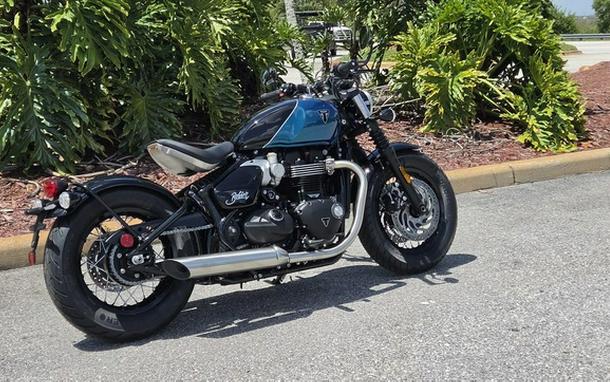 2026 Triumph Bonneville Bobber Interstellar Blue Base