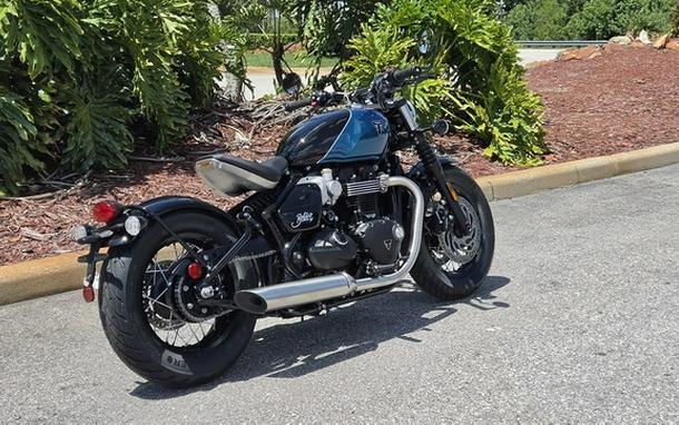 2026 Triumph Bonneville Bobber Interstellar Blue Base