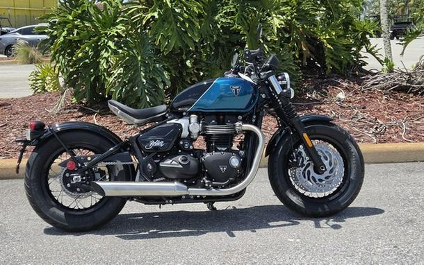 2026 Triumph Bonneville Bobber Interstellar Blue Base