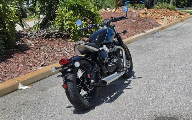 2026 Triumph Bonneville Bobber Interstellar Blue Base
