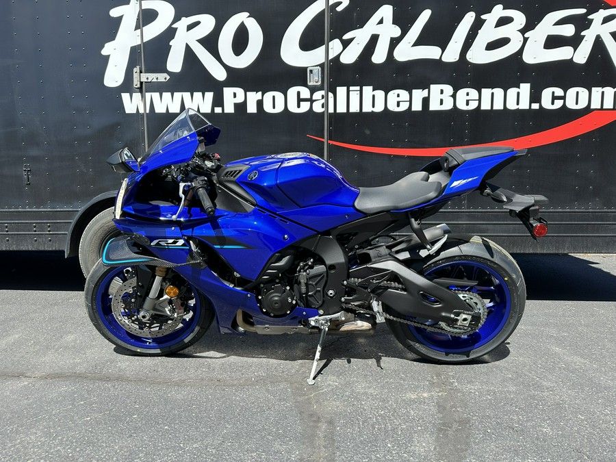 2026 Yamaha YZF-R1