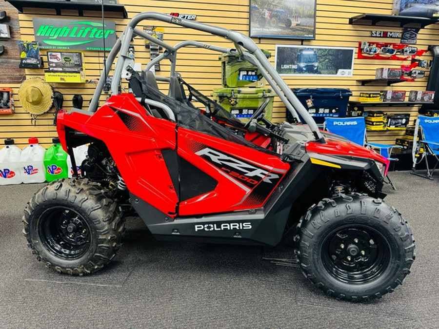 2026 Polaris RZR 200 EFI