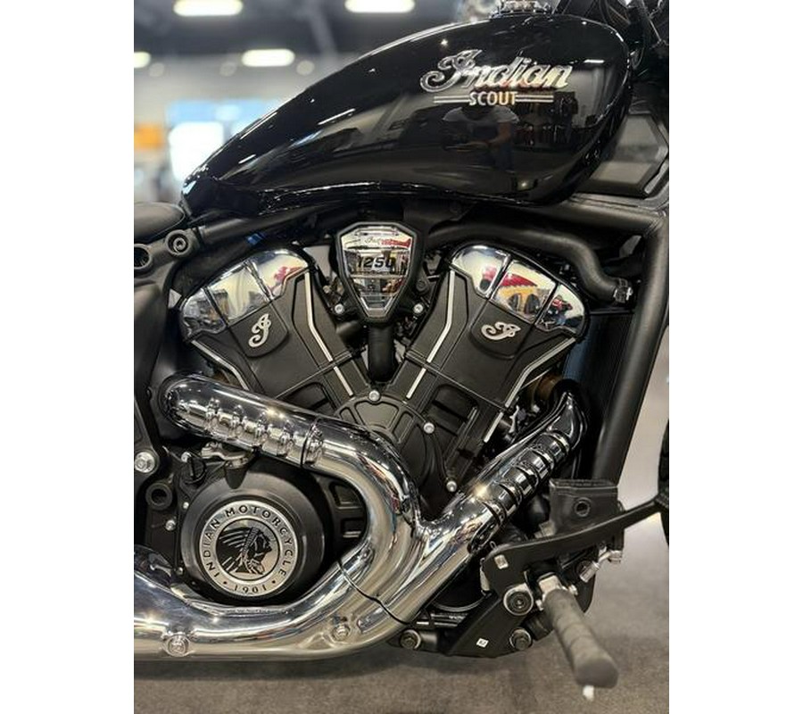 2025 Indian Motorcycle® Super Scout® Black Metallic