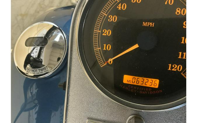 2006 Harley-Davidson® FLHRCI ROAD KING CLASSIC