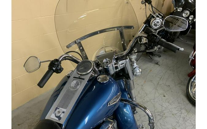 2006 Harley-Davidson® FLHRCI ROAD KING CLASSIC