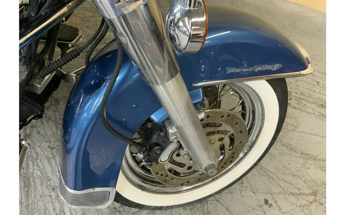 2006 Harley-Davidson® FLHRCI ROAD KING CLASSIC