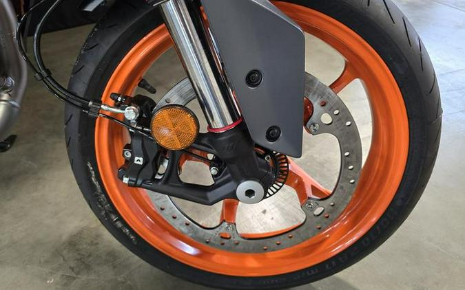 2024 KTM 390 Duke