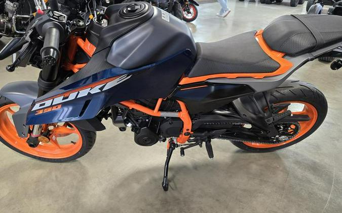 2024 KTM 390 Duke