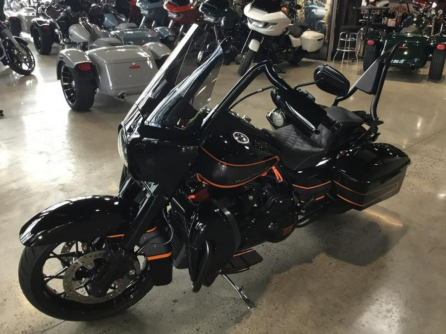 2022 Harley-Davidson® FLHRXS - Road King® Special