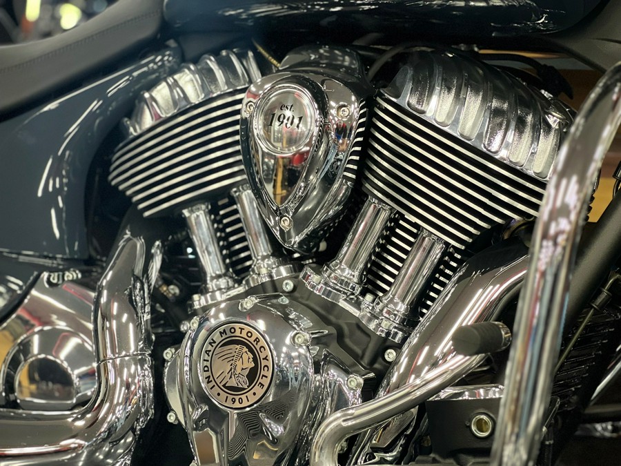 2025 Indian Motorcycle Chieftain® Limited with PowerBand Audio Package