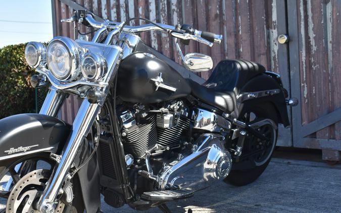 2022 Harley-Davidson® Heritage Classic 114 FLHCS