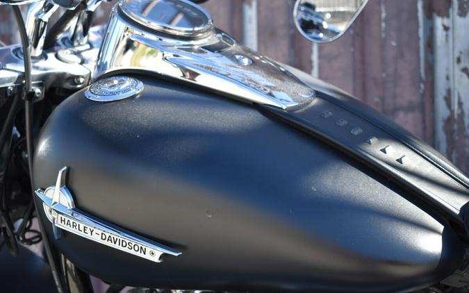 2022 Harley-Davidson® Heritage Classic 114 FLHCS