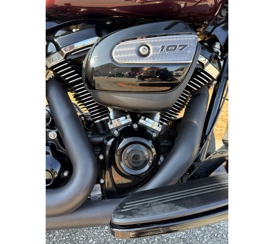 2018 Harley-Davidson® FLHXS Street Glide® Special