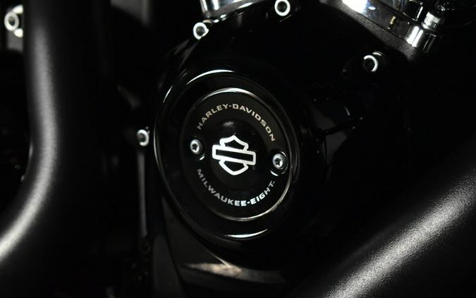 2022 Harley-Davidson Street Glide Special Vivid Black - Black Finish