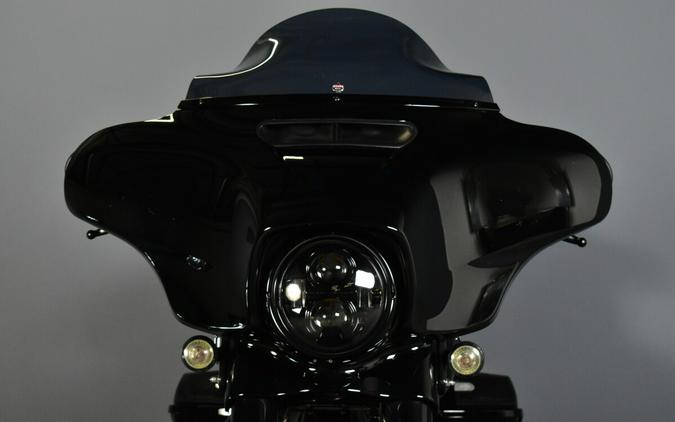 2022 Harley-Davidson Street Glide Special Vivid Black - Black Finish