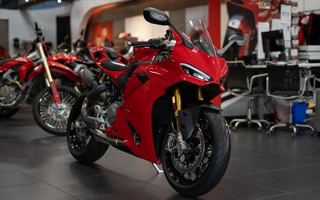 2026 Ducati Panigale V2 S