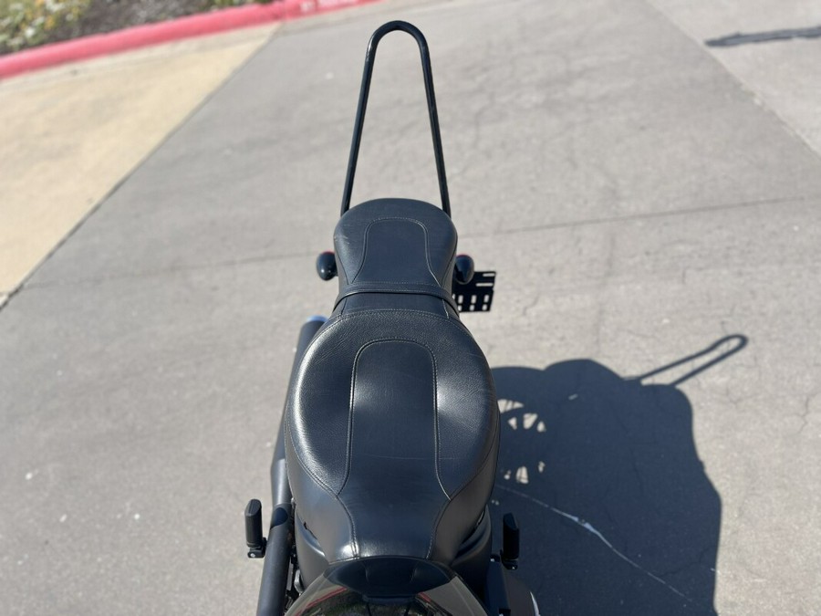 2019 Harley-Davidson® FXBB Street Bob® Vivid Black 039118