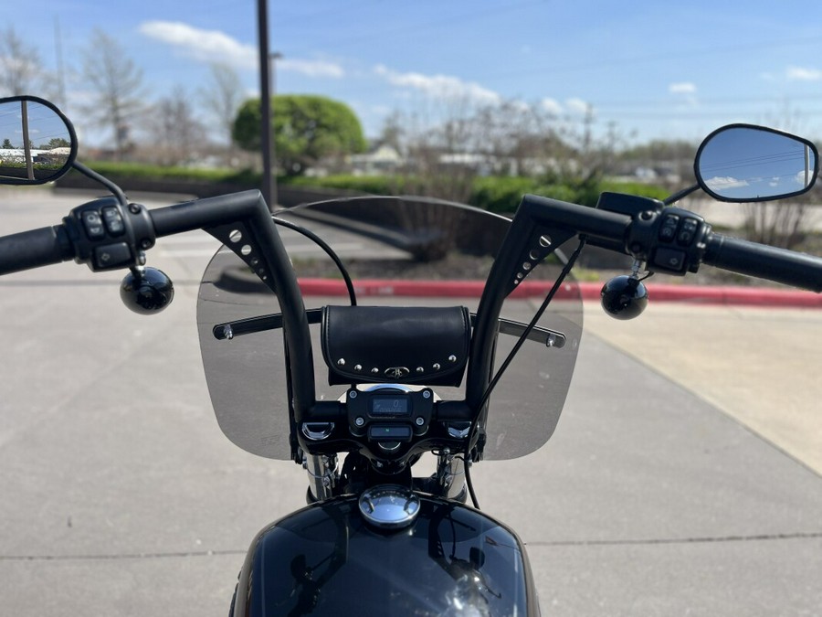2019 Harley-Davidson® FXBB Street Bob® Vivid Black 039118