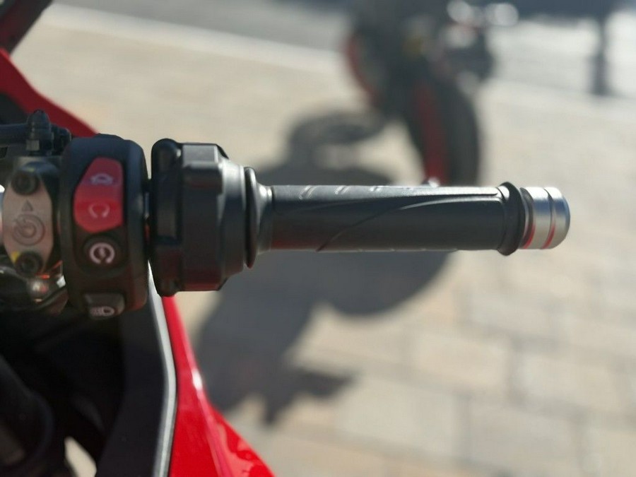 2026 Ducati Panigale V2