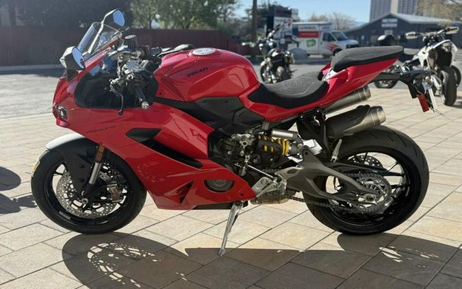 2026 Ducati Panigale V2