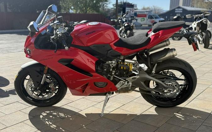2026 Ducati Panigale V2