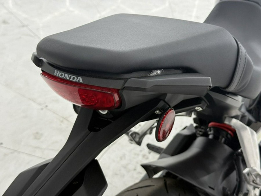 2026 Honda CB300R