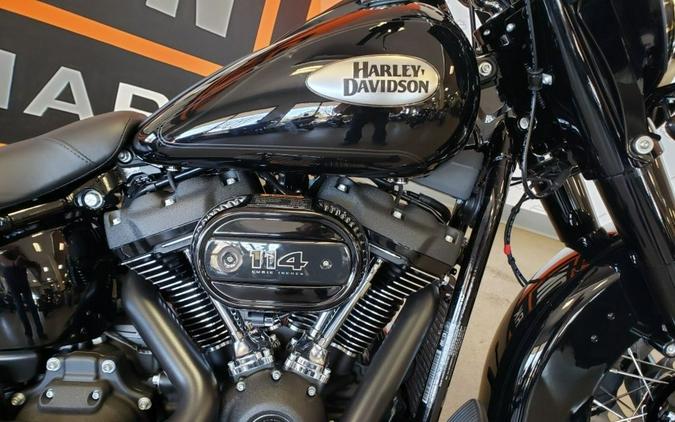 2024 Harley-Davidson® FLHCS - Heritage Classic