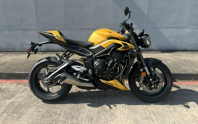 2024 Triumph Street Triple 765 RS Cosmic Yellow