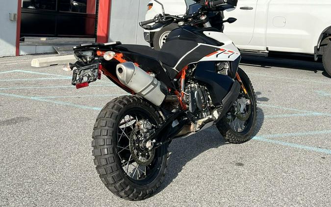 2020 KTM Adventure 790 R