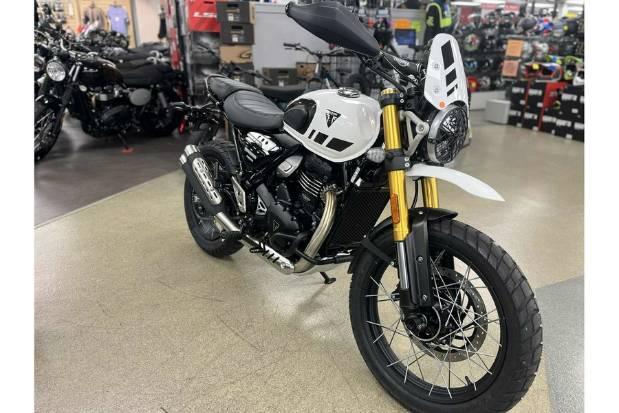 2026 Triumph Scrambler 400 XC