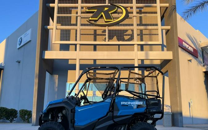 2025 Honda® Pioneer 1000-5 Deluxe