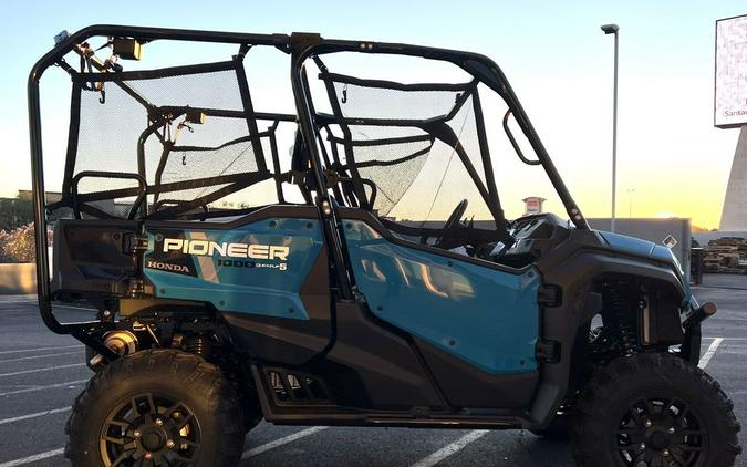 2025 Honda® Pioneer 1000-5 Deluxe
