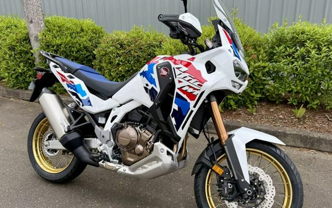 2025 Honda Africa Twin Adventure Sports ES