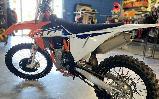 2022 KTM 450SX-F