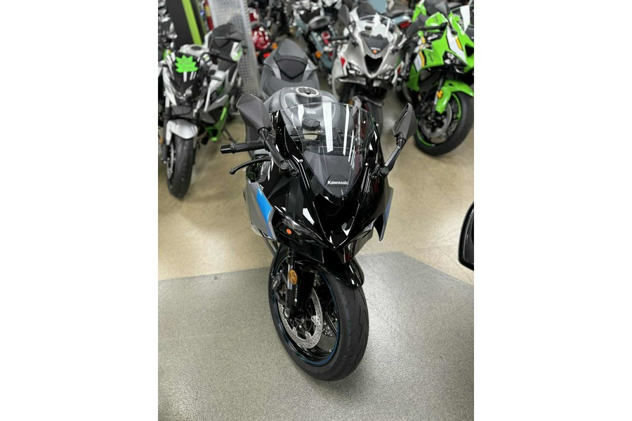 2025 Kawasaki Ninja ZX-6R ABS