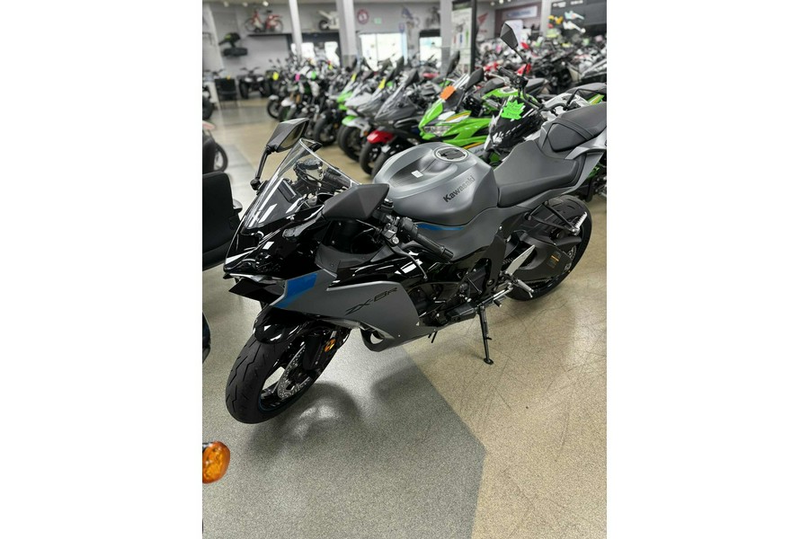2025 Kawasaki Ninja ZX-6R ABS
