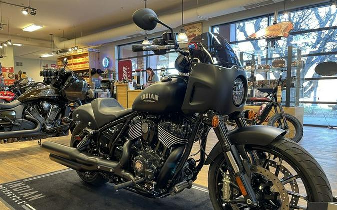 2025 Indian Sport Chief Black Smoke