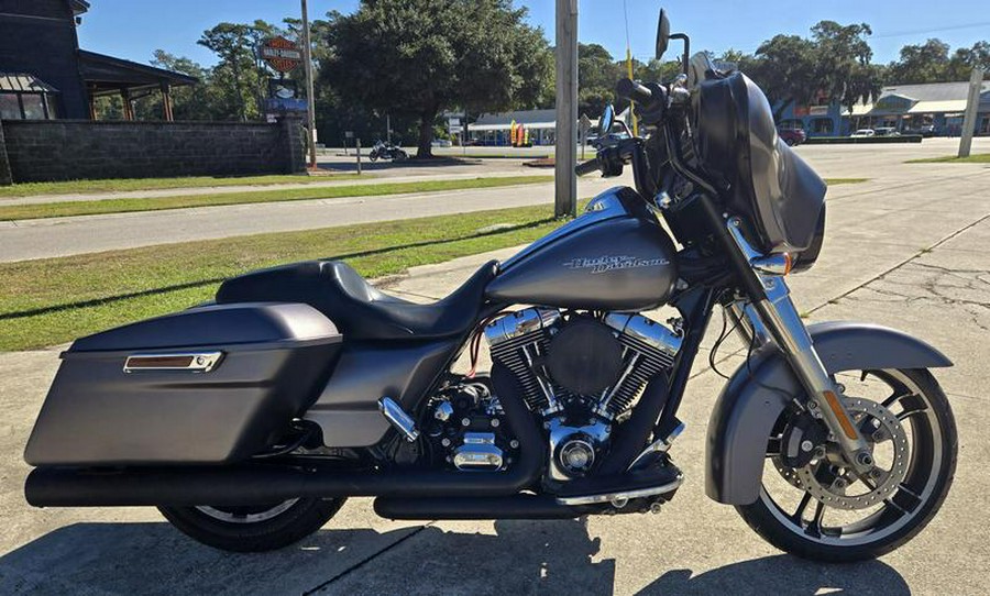 2015 Harley-Davidson® FLHX - Street Glide®