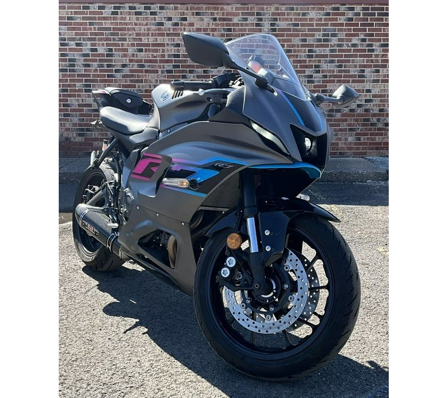 2024 Yamaha YZF-R7