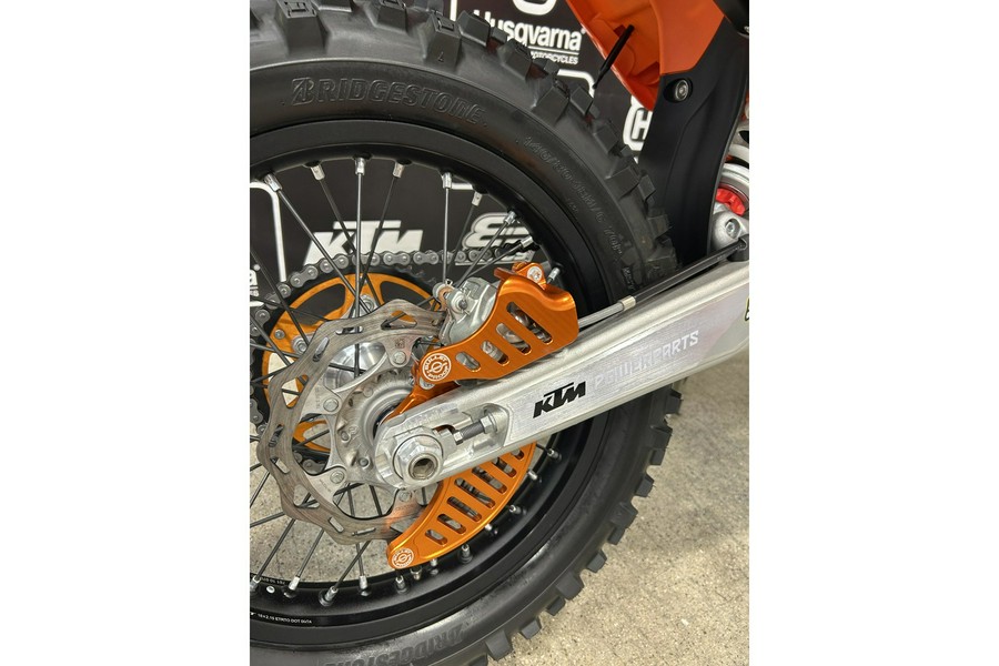 2025 500 CHAMPION EDITION - KTM