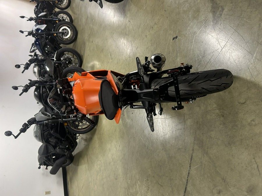 2023 KTM RC 390