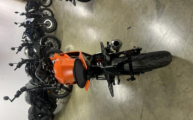 2023 KTM RC 390