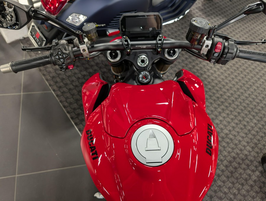 2026 Ducati STREETFIGHTER V2