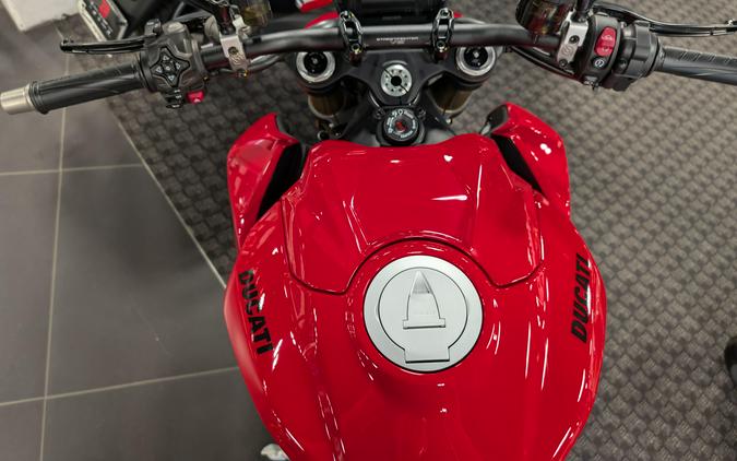 2026 Ducati STREETFIGHTER V2
